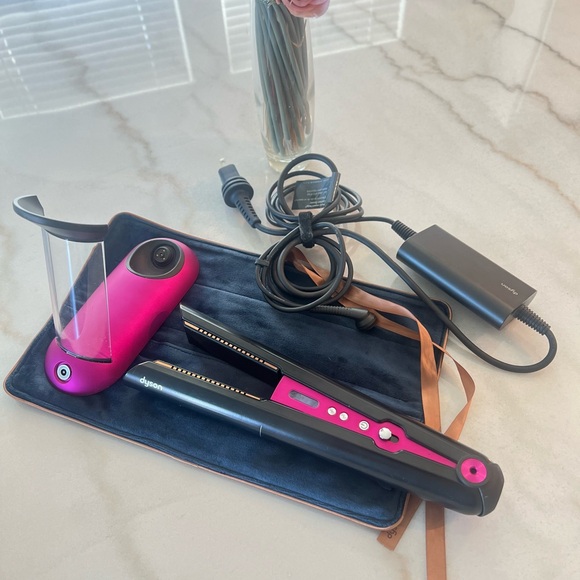 Dyson Pink Hair Straightener